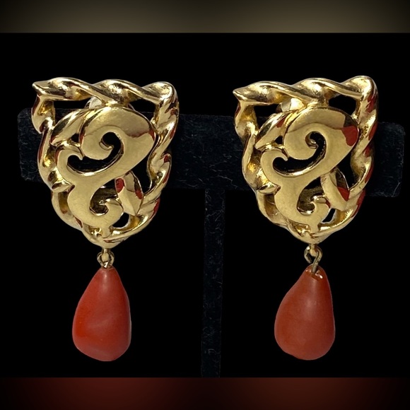 Givenchy couture earring gold plated swirl dangle clip abstract vintage fashion - Picture 4 of 7